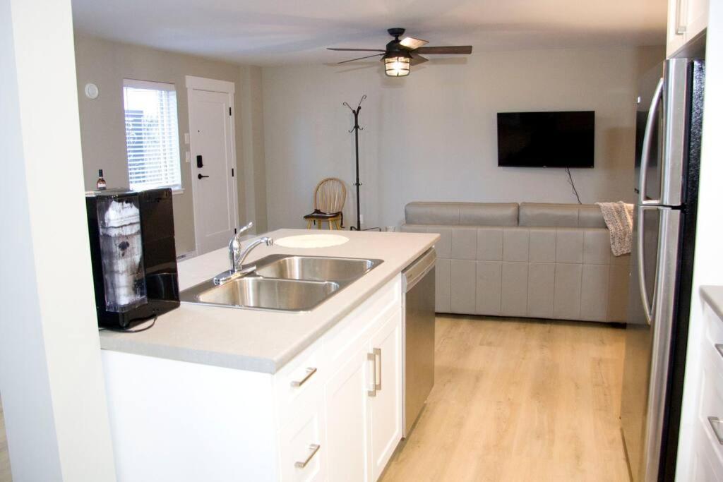 M&M'S Maple Bay Mountain Guesthouse - Licensed دانكن المظهر الخارجي الصورة