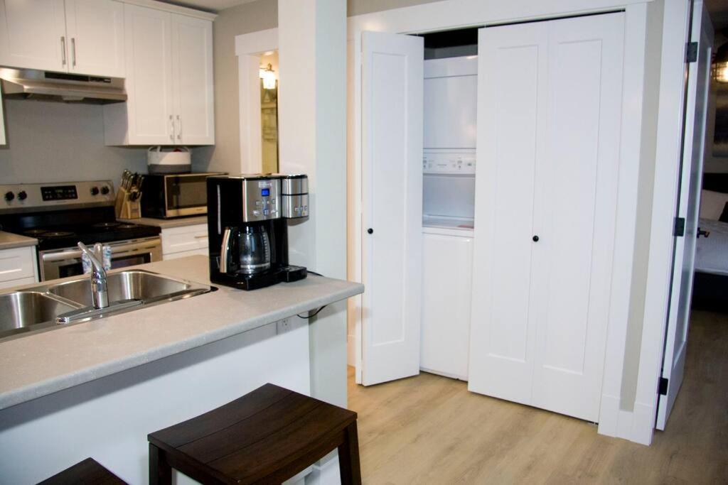 M&M'S Maple Bay Mountain Guesthouse - Licensed دانكن المظهر الخارجي الصورة